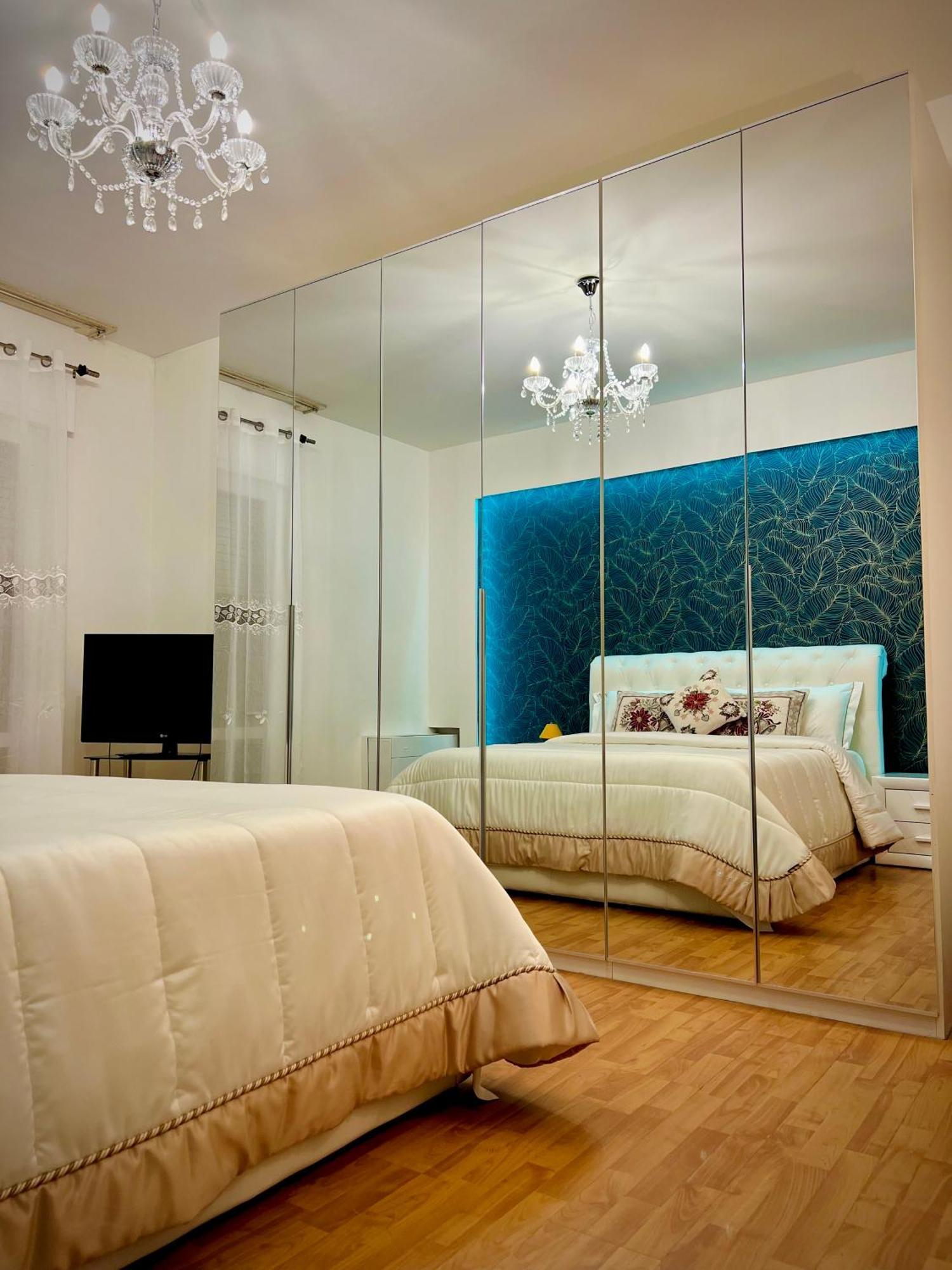 Blue Deluxe Bed & Breakfast *